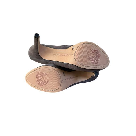 NEW Vince Camuto Stiletto Dark Gray Suede Ankle Logo Zipper Elvin Booties 8.5 - Picture 9 of 12